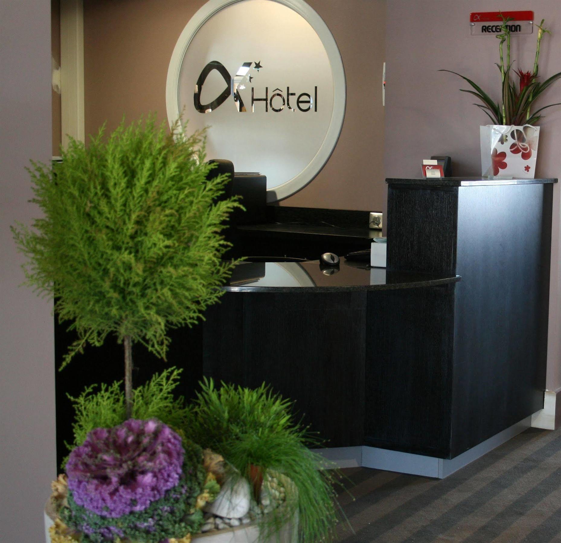 Ax Hotel Spa & Restaurant Chorges Bagian luar foto