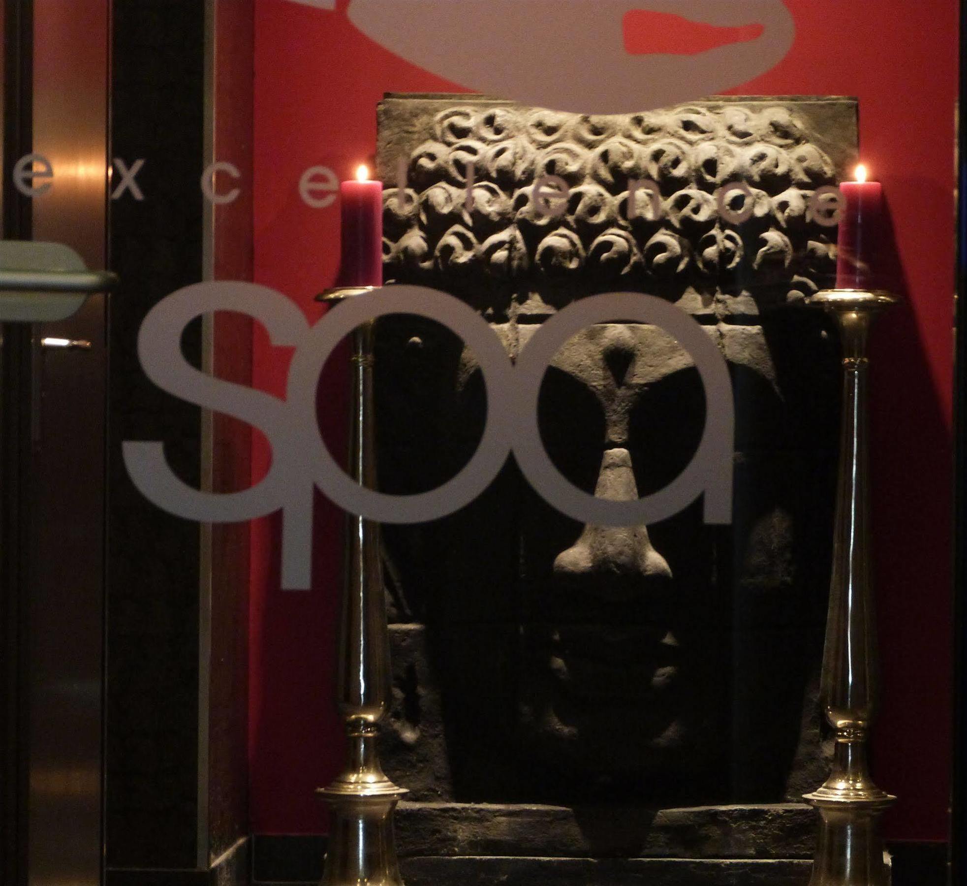 Ax Hotel Spa & Restaurant Chorges Bagian luar foto