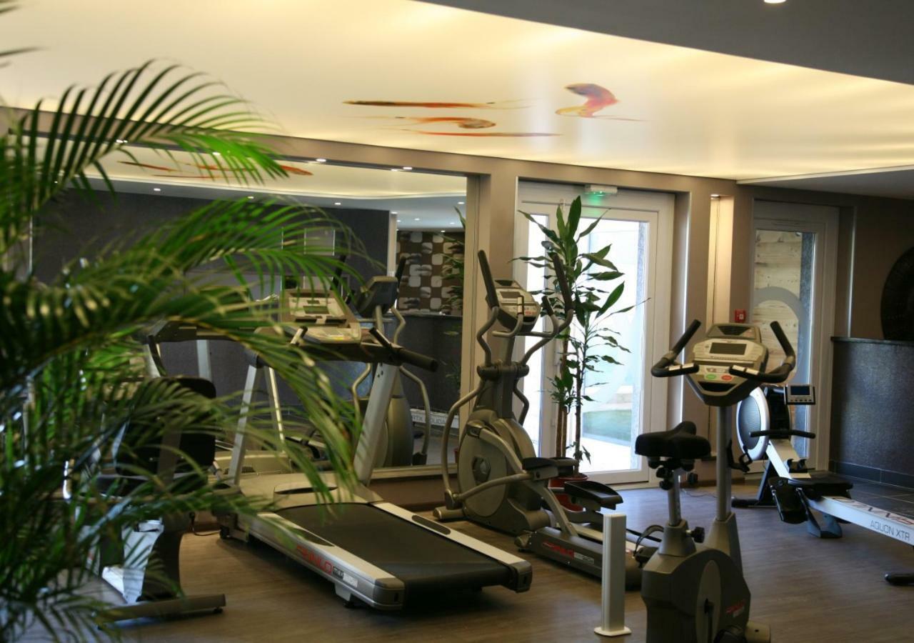 Ax Hotel Spa & Restaurant Chorges Bagian luar foto