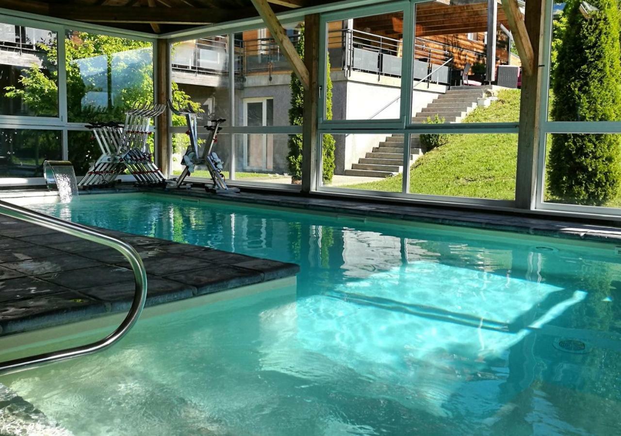 Ax Hotel Spa & Restaurant Chorges Bagian luar foto