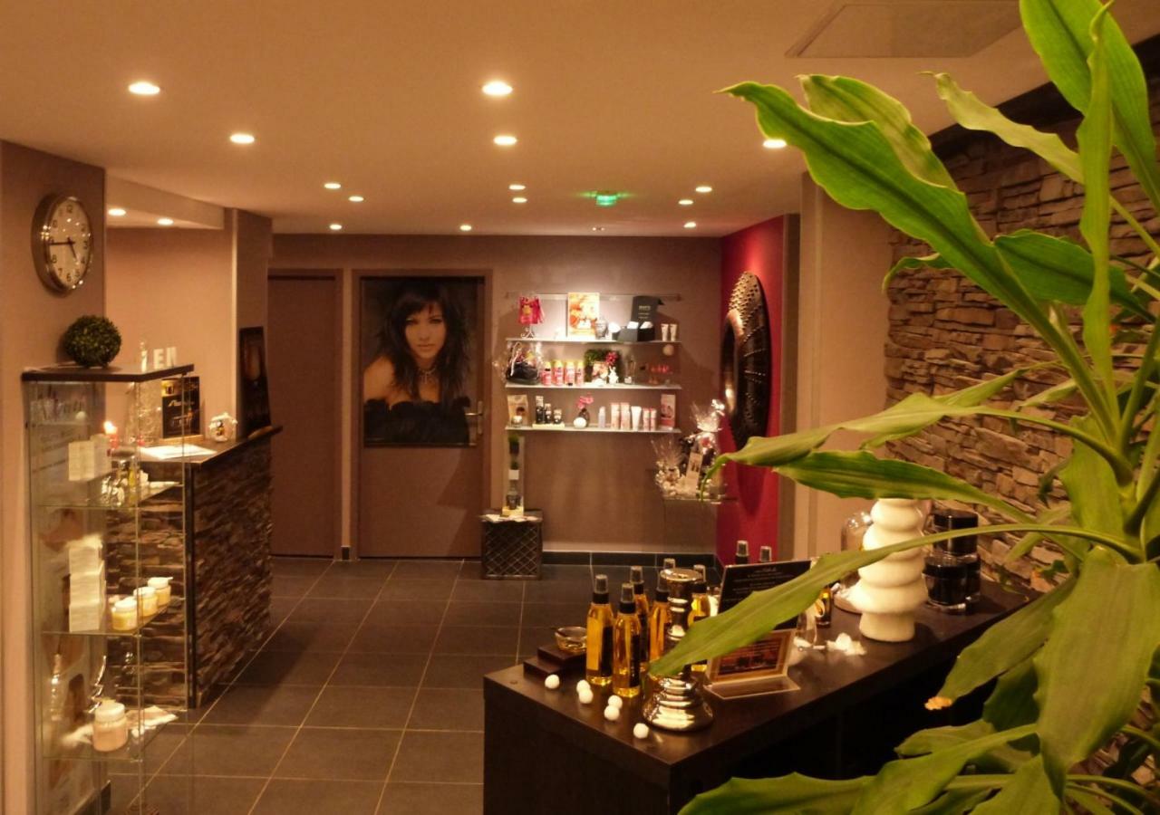 Ax Hotel Spa & Restaurant Chorges Bagian luar foto